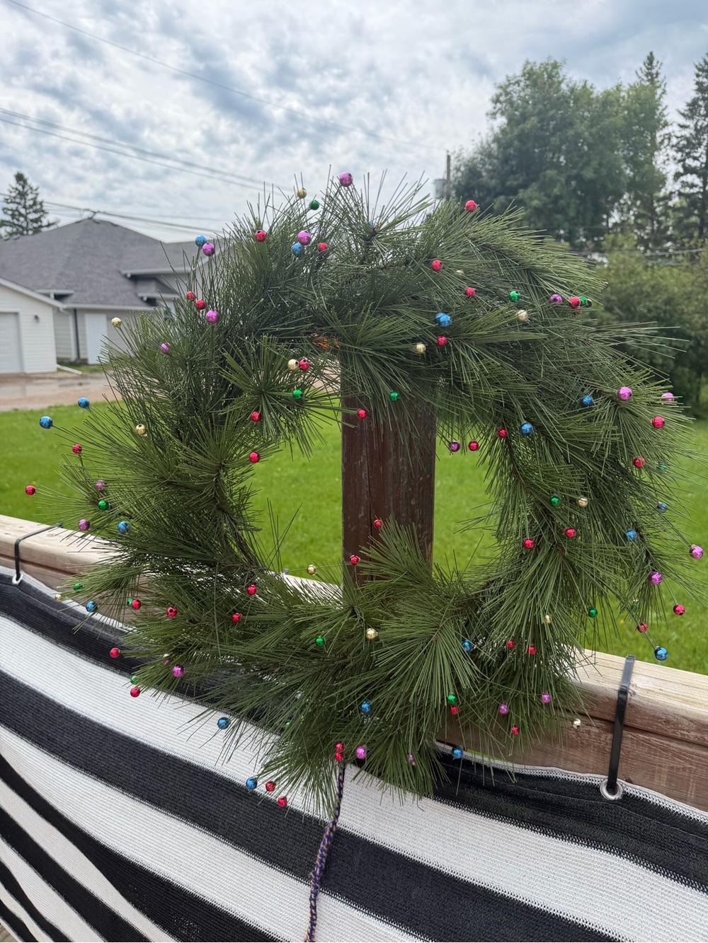 Holiday Pine Needle Wreath with Multicolor Beads